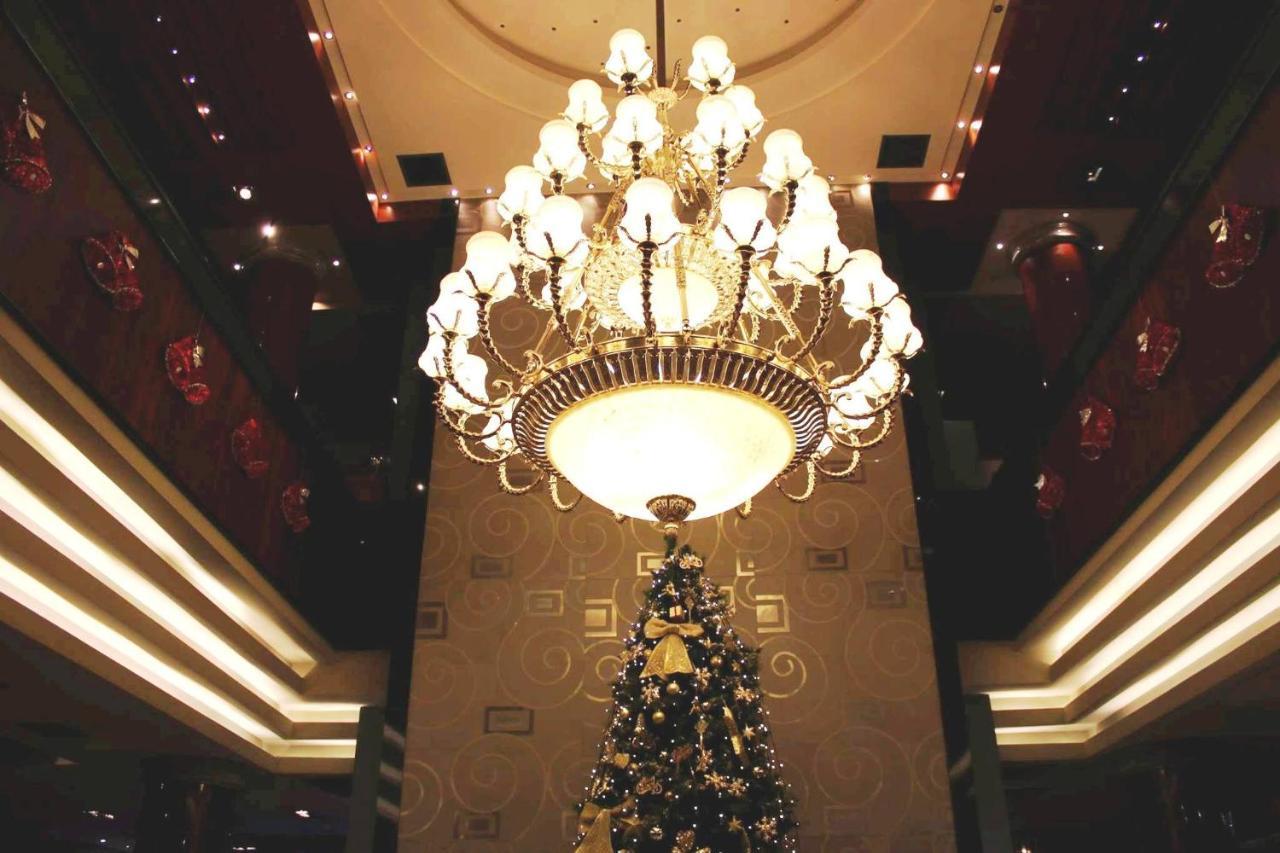 Grand Hotel Europa Shkodër Exteriör bild